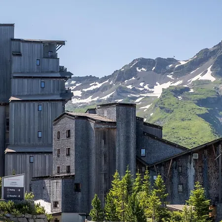 Aparthotel Pierre & Premium L'amara 5*