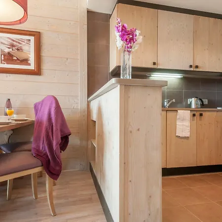 Pierre & Premium L'amara Aparthotel 5*