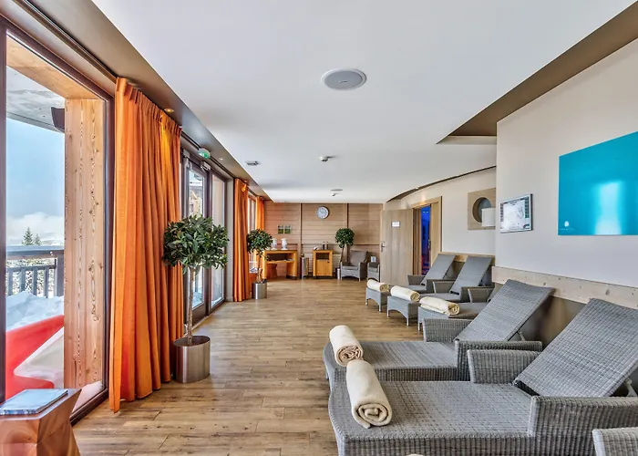 Pierre & Premium L'amara Aparthotel 5*