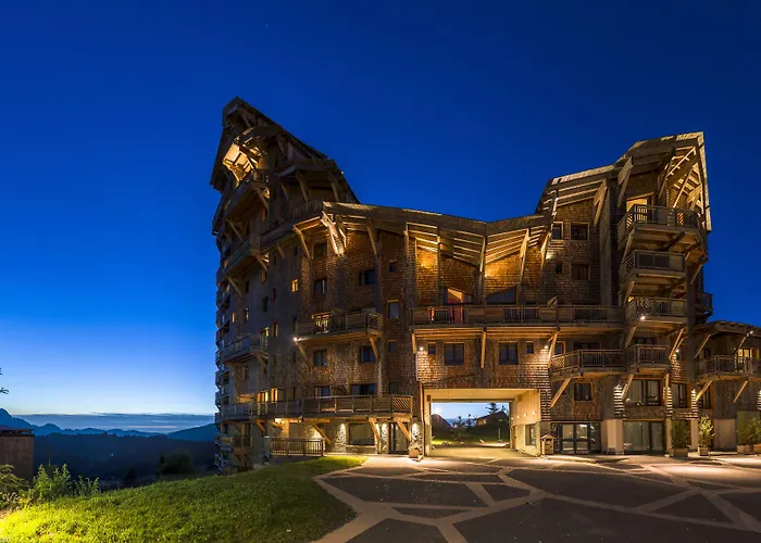 Aparthotel Pierre & Premium L'amara 5*